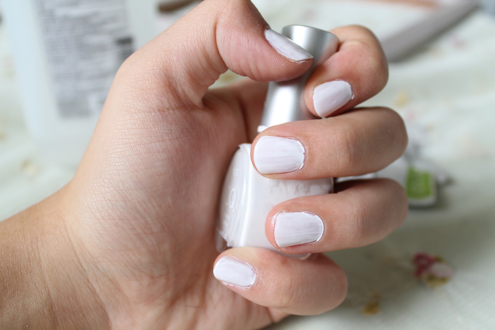 How To Do Newspaper Nails Using Water