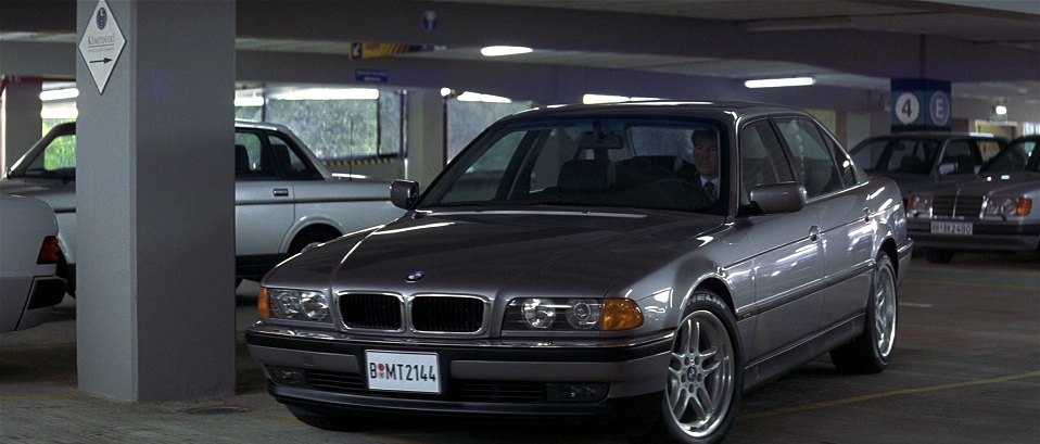 Tomorrow Never Dies Bmw Scene